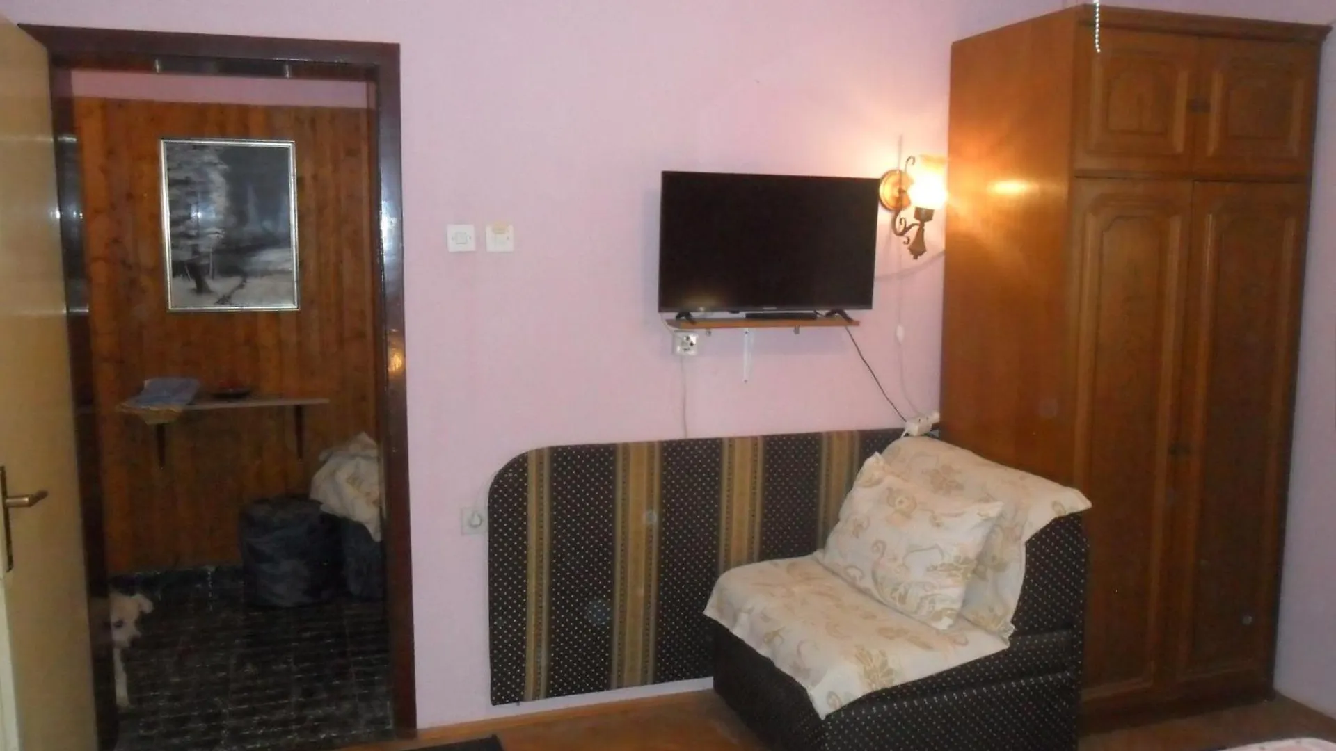 טרוגיר Apartmani Yucca 3*,  קרואטיה