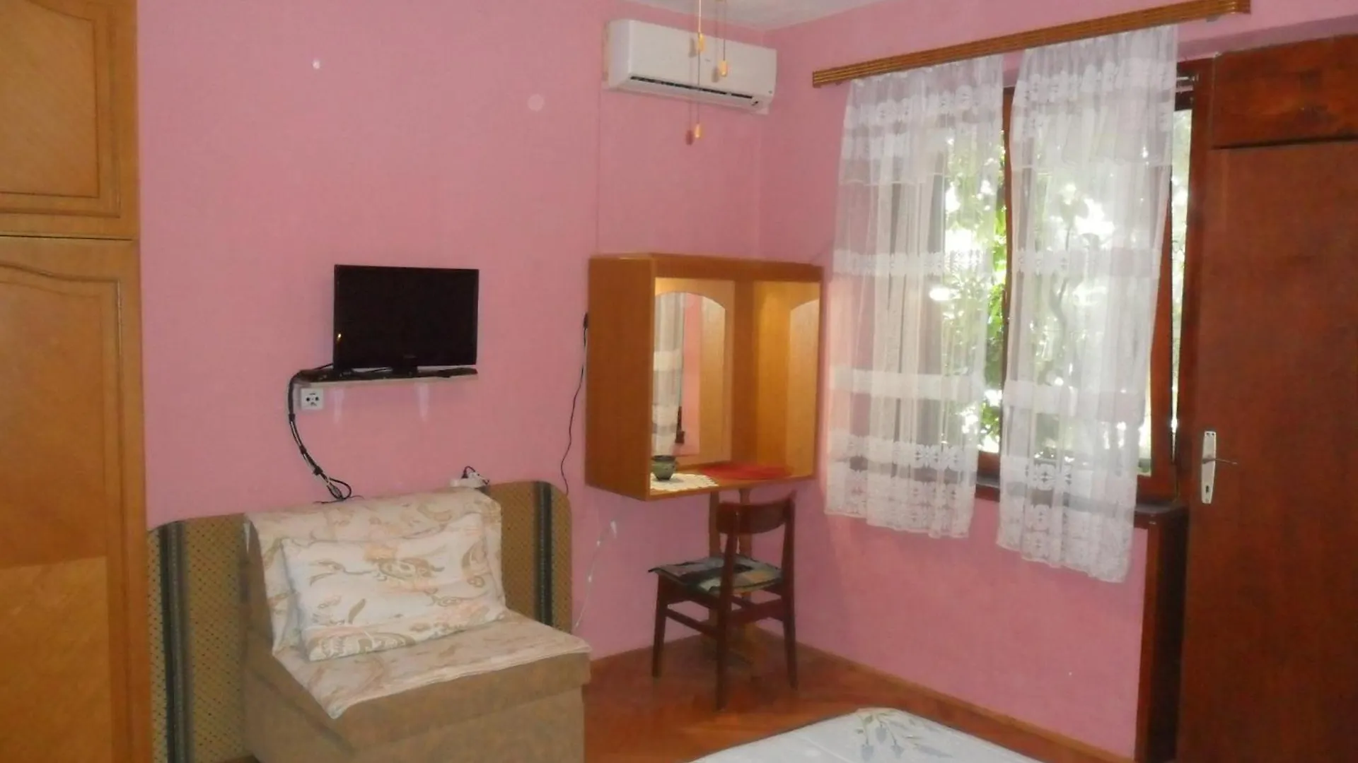 טרוגיר Apartmani Yucca
