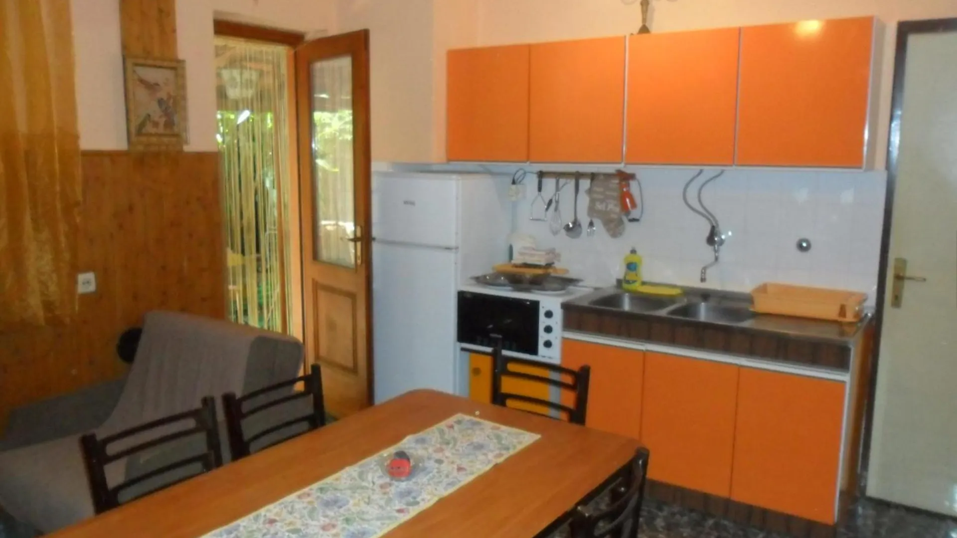 טרוגיר Apartmani Yucca בית הארחה