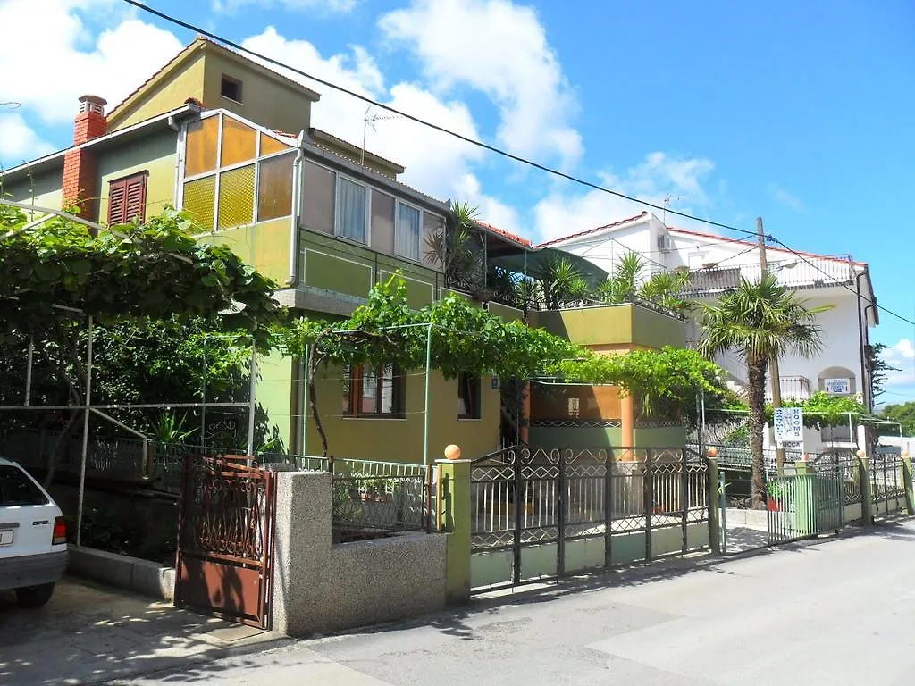 טרוגיר Apartmani Yucca קרואטיה